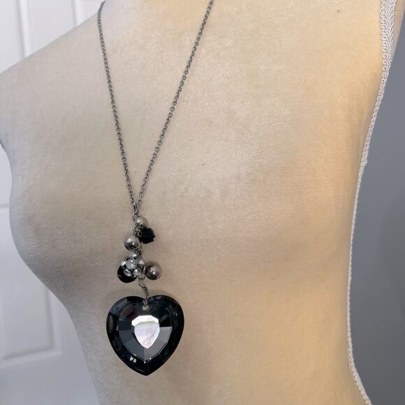 Fashion Silvertone‎ Heart Statement Necklace - Picture 1 of 4